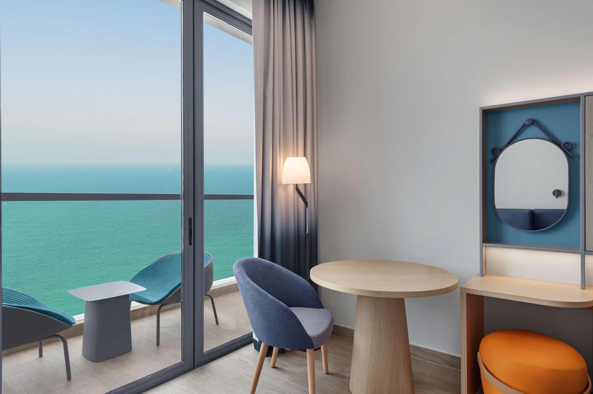 Hampton By Hilton Marjan Island 4*