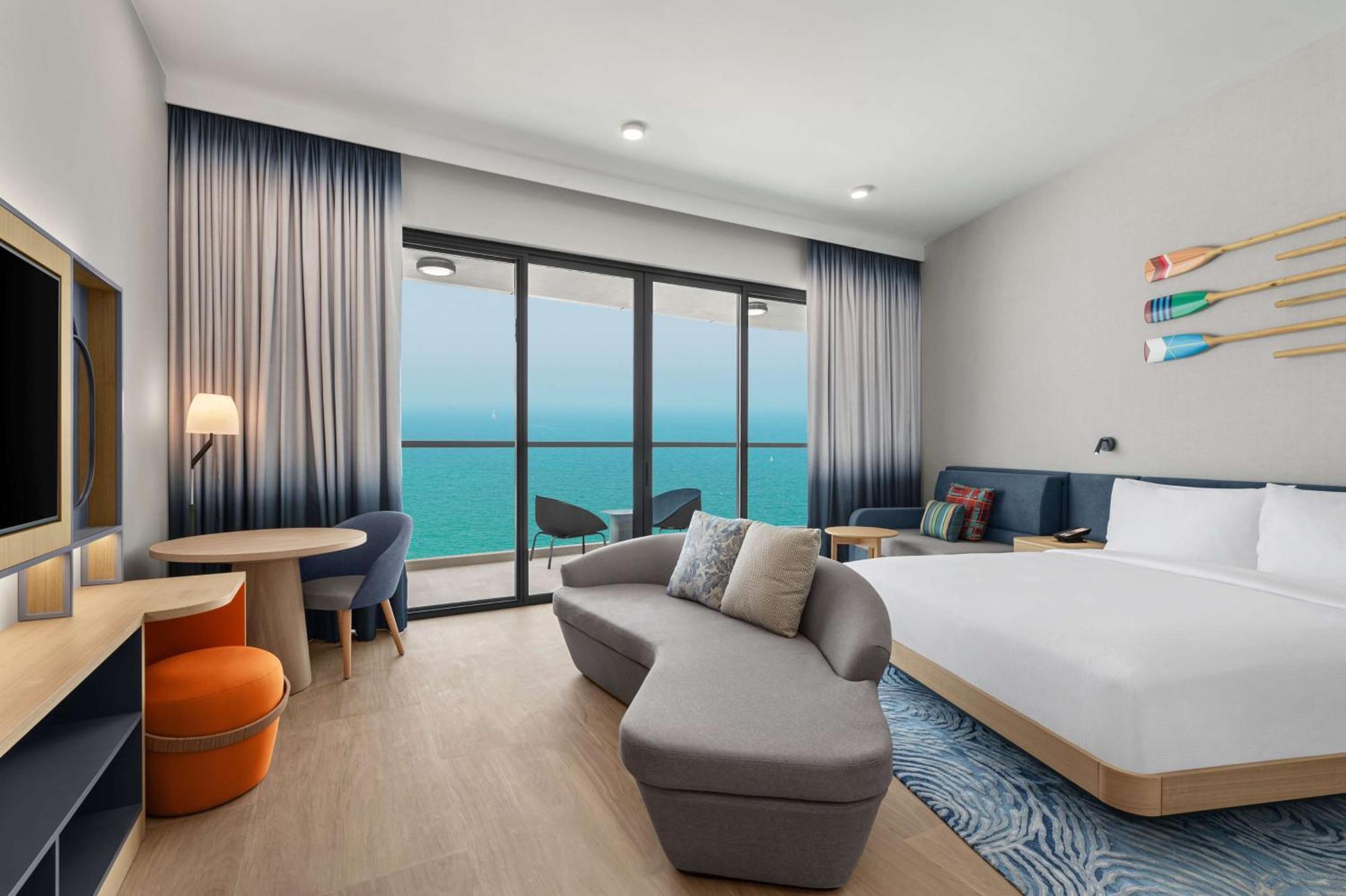 Курортний комплекс Hampton By Hilton Marjan Island Рас-ель-Хайма