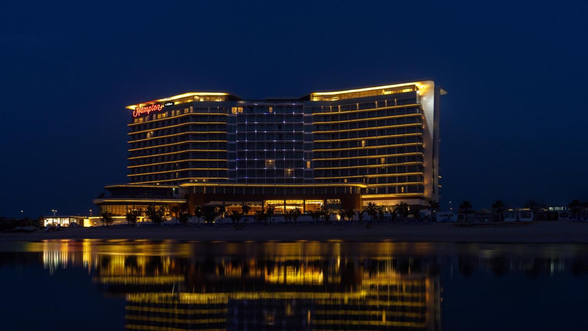 Hampton By Hilton Marjan Island 4*